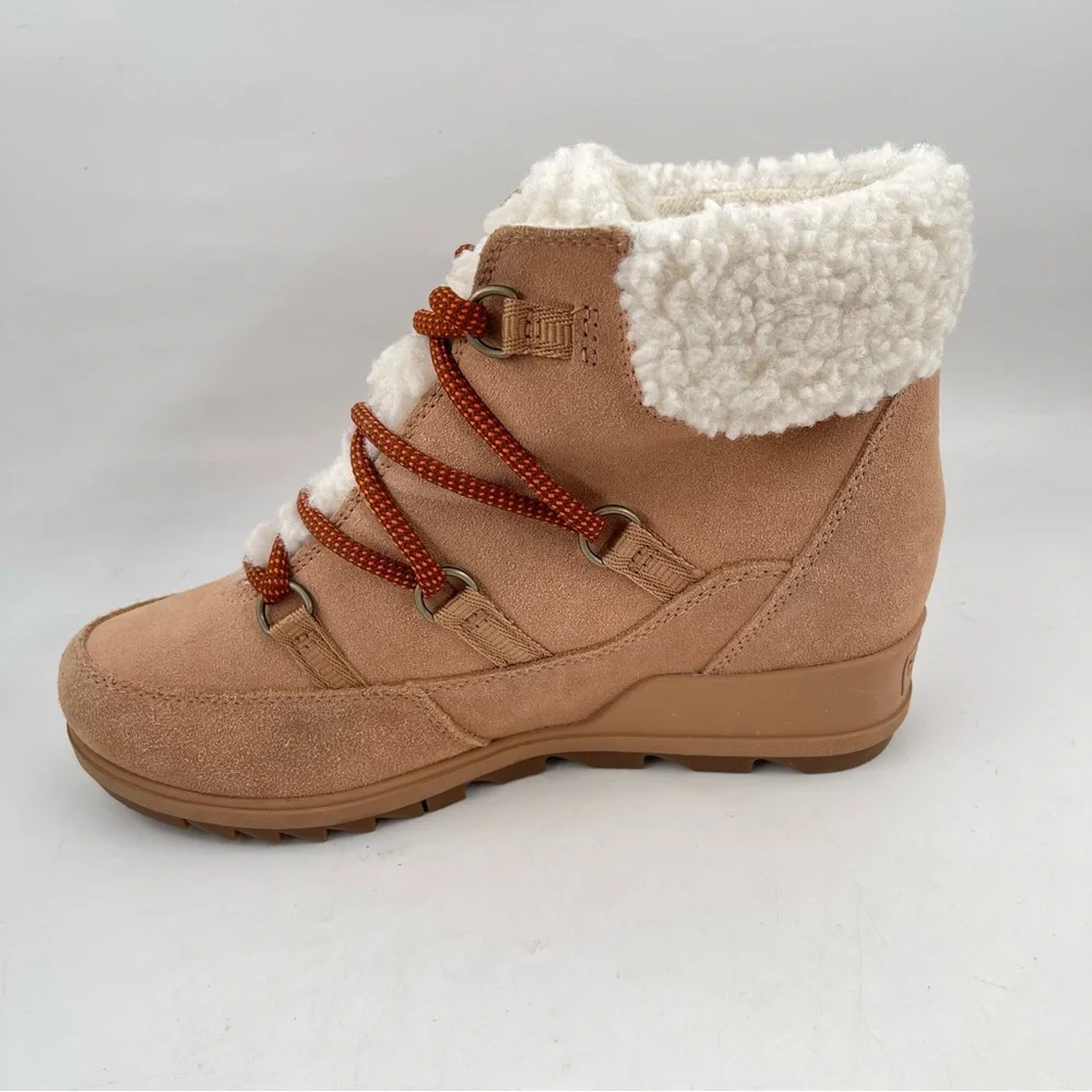 NEW! Sorel Women’s Evie -SZ 9- Cozy Tan Lace-Up Wedge Platform Ankle Booties
